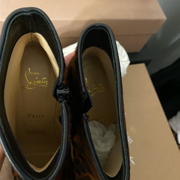 Christian Louboutin So Kate Leopard Pony hair Booties - Picture 4 of 6